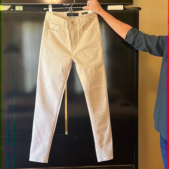 Risen Denim - Risen jeans